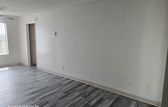 991 N MOLLISON AVE