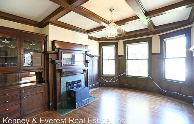 430 Steiner Street #4