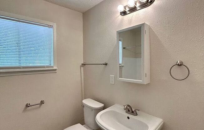 1 bed, 1 bath, $785, Unit MA904