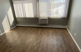 Eat Street Flat LLC