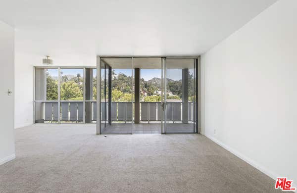 4455 Los Feliz Blvd