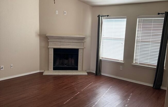 Great home in Burleson
