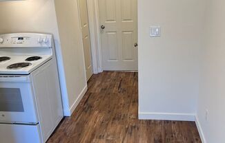 1 bed, 1 bath, 500 sqft, $1,325, Unit 15