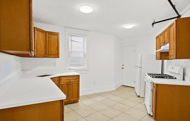 2 WALNUT ST