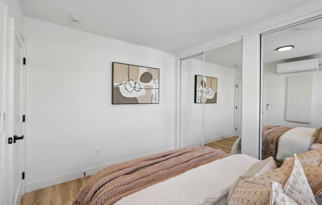 3 beds, 2.5 baths, 945 sqft, $3,395, Unit 1