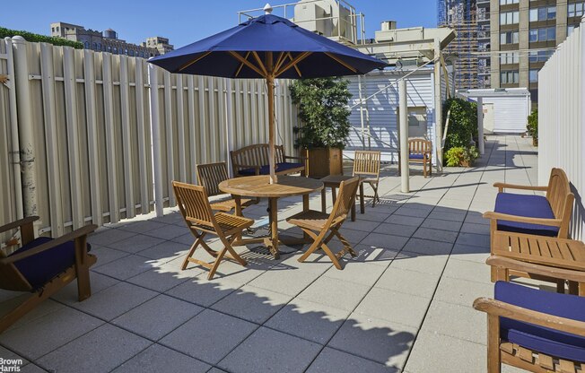1 bed, 1 bath, 700 sqft, $6,500, Unit 5I