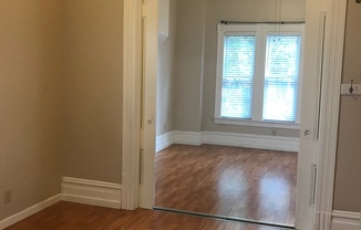 Studio, 1 bath, 650 sqft, $1,500, Unit 1314 18th St, Unit B