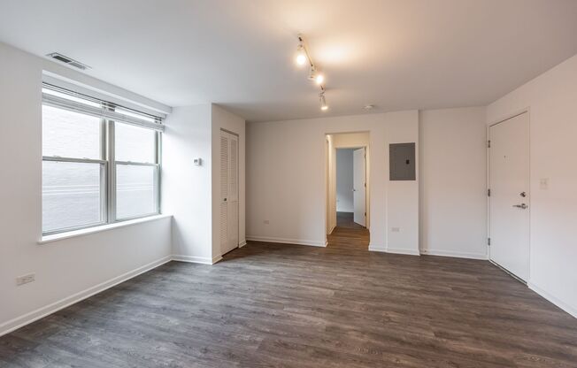 1 bed, 1 bath, $1,725, Unit 604