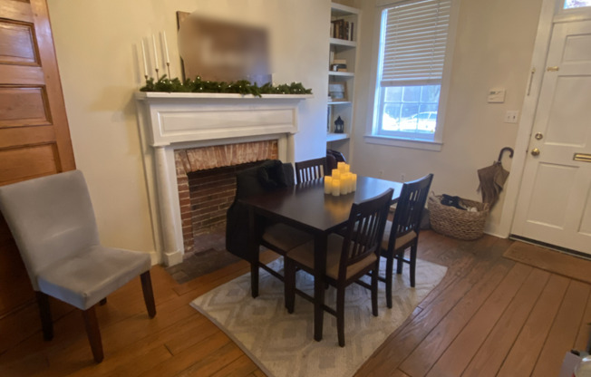 522 Bond St. - Charming 2 possible 3 bed, 1 ½ bath Townhouse in Fells Point