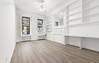 350 W 56 ST
