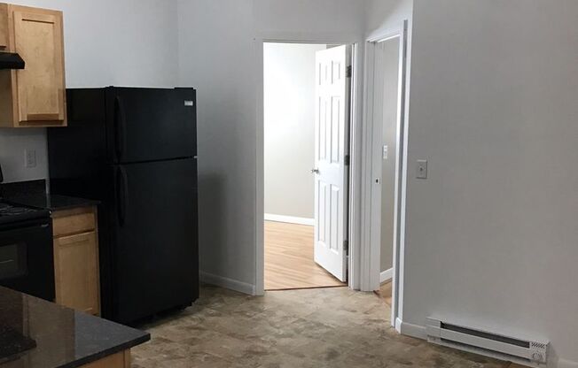 2 beds, 1 bath, $1,550