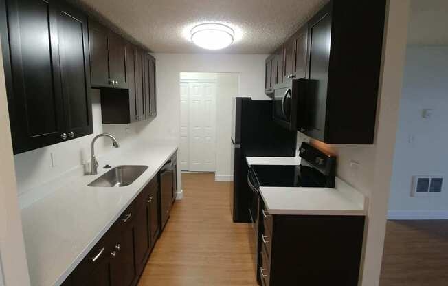 Cresswell Apartments