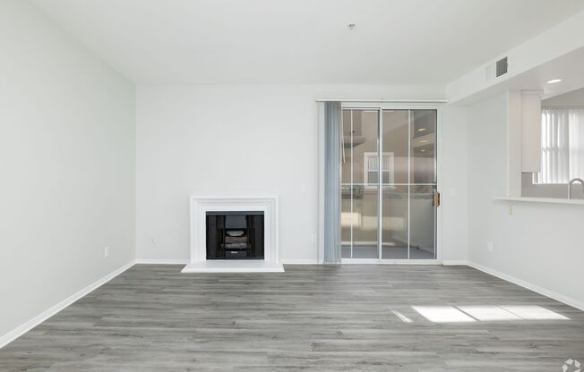 Studio, 1 bath, 600 sqft, $2,198, Unit 310a