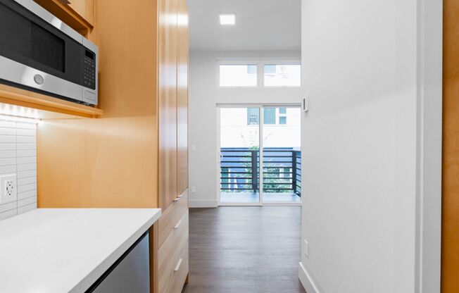 510 Broadway -- fully remodeled studios and lofts near First Hill and Capitol Hill