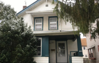 Charming 3-Bedroom Colonial with Finished Basement & Fireplace