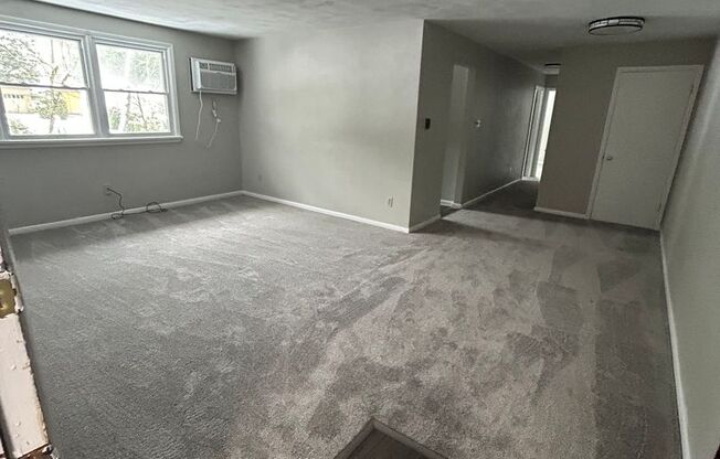 2 beds, 1 bath, 850 sqft, $1,040, Unit 2-H