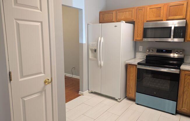 2 beds, 2.5 baths, $1,650