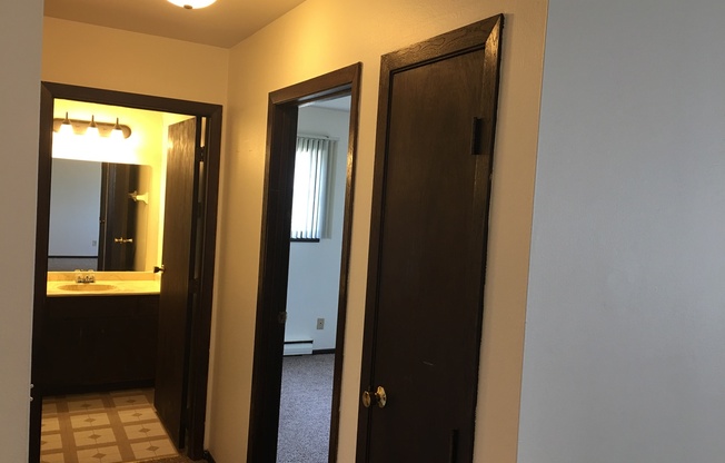 1 bed, 1 bath, $890