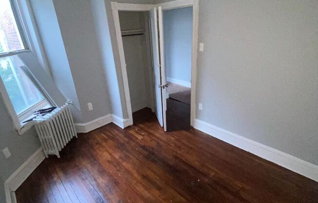 Remodeled 3 Bedroom with Huge Back Deck (Southwest Philadelphia)