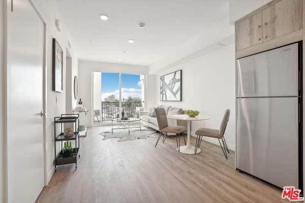 1 bed, 1 bath, $1,830, Unit 208