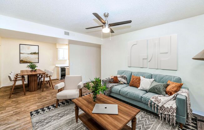 2 beds, 2 baths, 960 sqft, $1,558, Unit 201