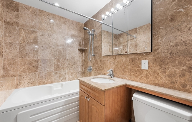 2 beds, 2 baths, 1,120 sqft, $6,000, Unit 16P