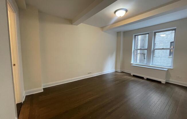 309 W 57 ST