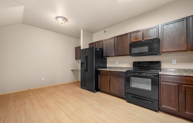 1 bed, 1 bath, 948 sqft, $1,225, Unit 3215-J