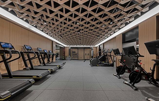 Studio, 1 bath, $3,850, Unit 10U