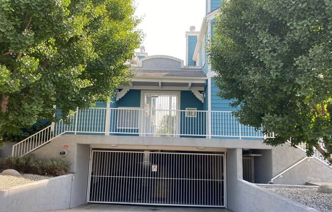 2 beds, 2 baths, $3,690