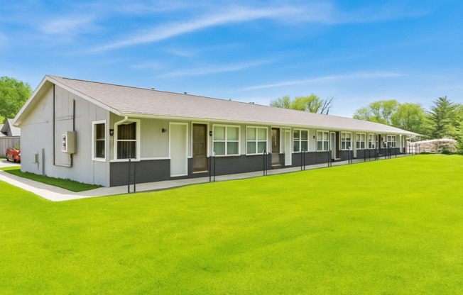 Lovington Apartments - Updated Units - Stellar Location