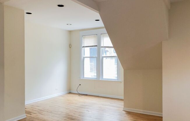 3250 N. Lakewood