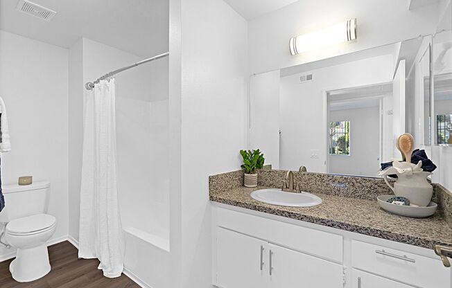 Welcome Home to Vintage Park Apartments