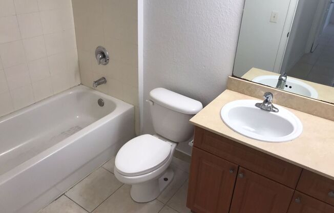 3 beds, 2 baths, 1,079 sqft, $2,900, Unit 13820-205