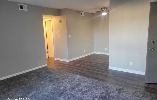 2 beds, 1 bath, 770 sqft, $780, Unit 1201-303