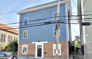 527 CHARLES ST