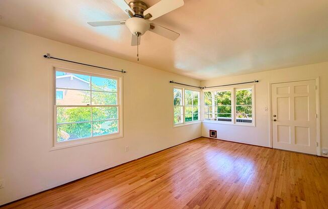 4821-23 Del Mar Ave