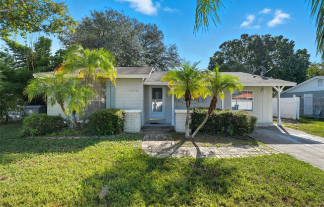 7923 WOODVINE CIR