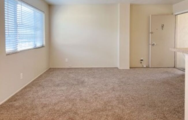 1 bed, 1 bath, $2,095, Unit Unit 12