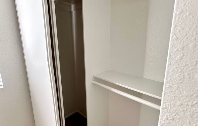 2 beds, 2 baths, 728 sqft, $2,825, Unit 07