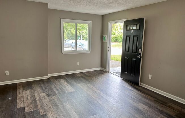 Downtown Raleigh Living – Modern Apartment + ½ Off First Month!