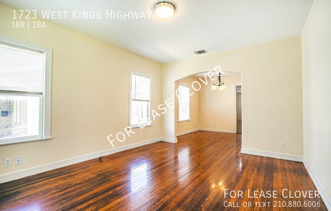 1723 W KINGS HWY