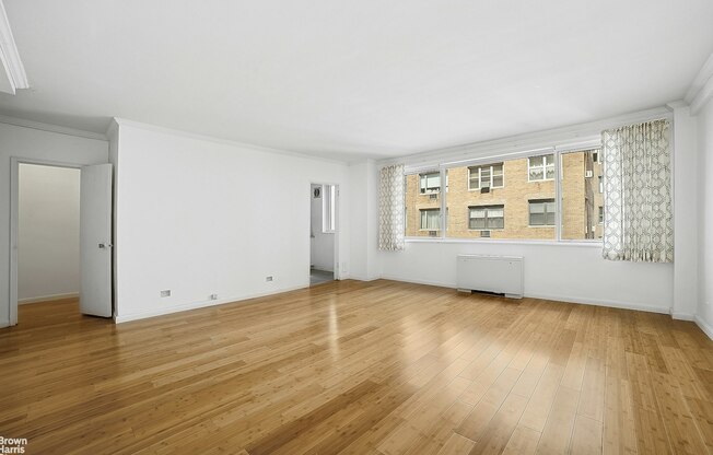 116 CENTRAL PARK S