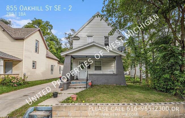 855 OAKHILL ST SE