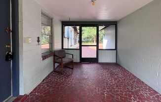 3 beds, 2 baths, $2,500