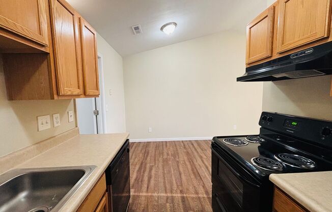 1 bed, 1 bath, 612 sqft, $1,025, Unit 1690-08 PVC