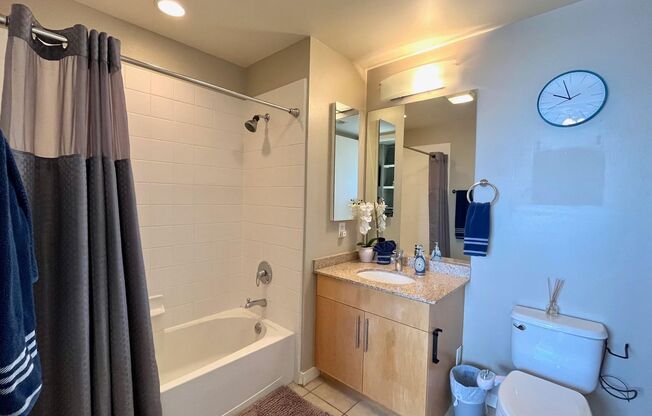 1 bed, 1 bath, $1,995, Unit # 743