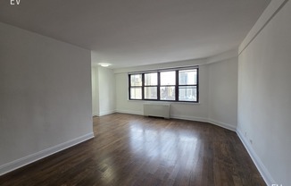 240 E 82nd St, New York NY 21f
