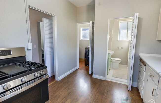 2 beds, 1 bath, $1,800