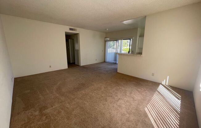 2 beds, 2 baths, 1,000 sqft, $3,095, Unit 4